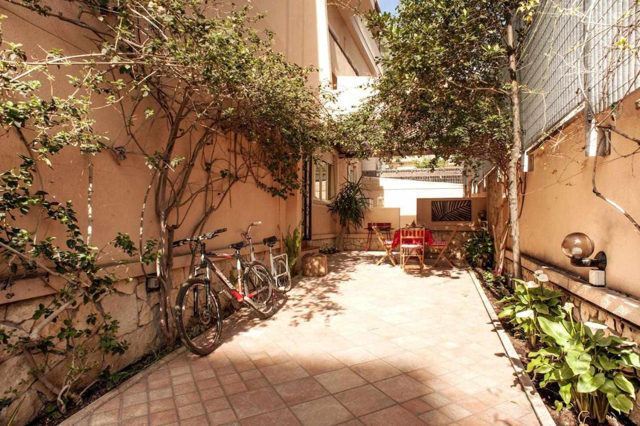 Elegante Villa centro città giardino barbeque parcheggio ideale per 10pl Cagliari Quarto foto